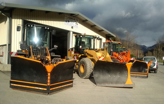 Les machines attendent votre appel pour le déneigement