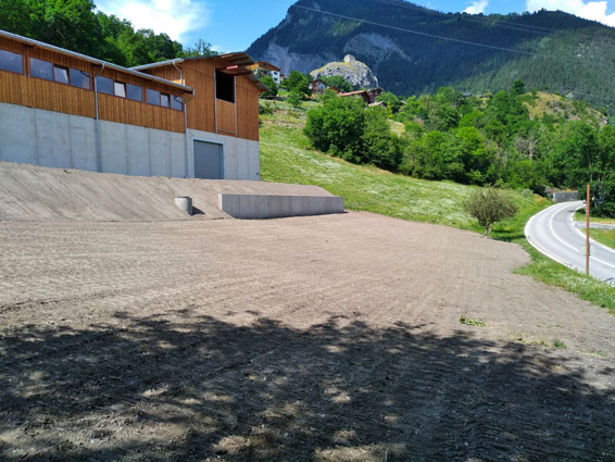 Réalisation d'un mur de soutènement