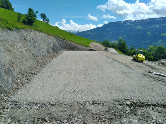 Réalisation d'une plate-forme en matériaux tout venant 0/80